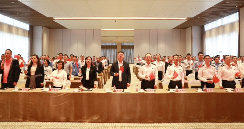 用音符谱写初心 用歌声唱响使命--音乐思政课走进lewin乐玩科技